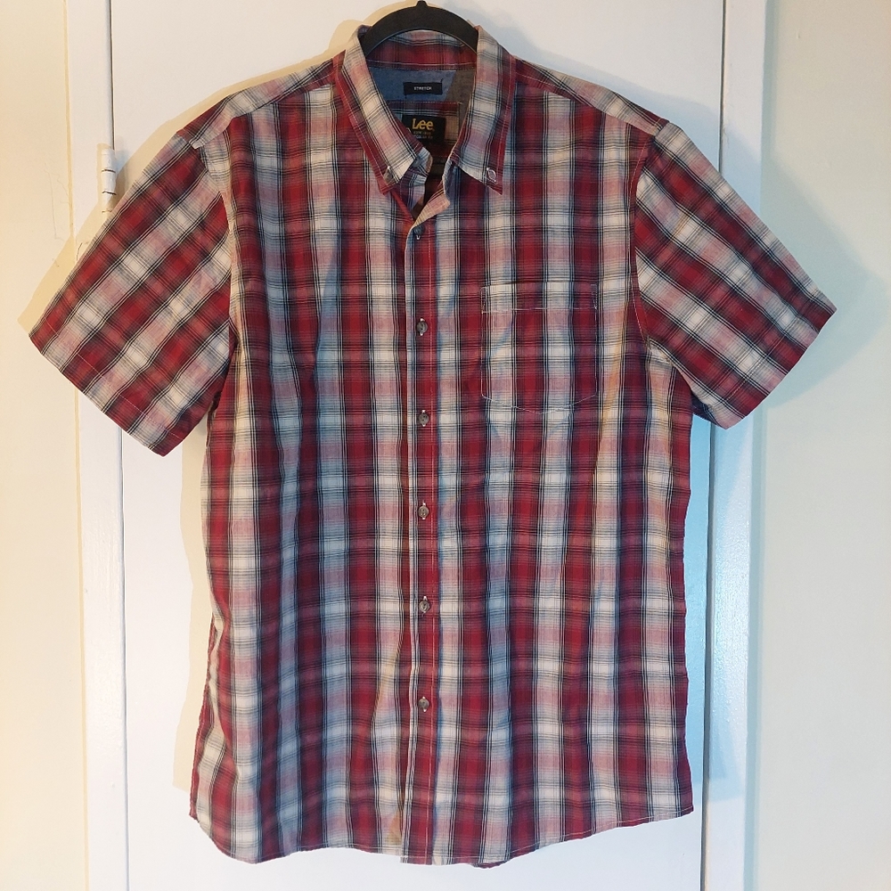 Lee Stretch Red/White Regular Fit Short‎ Sleeve Button Down Shirt Size L
